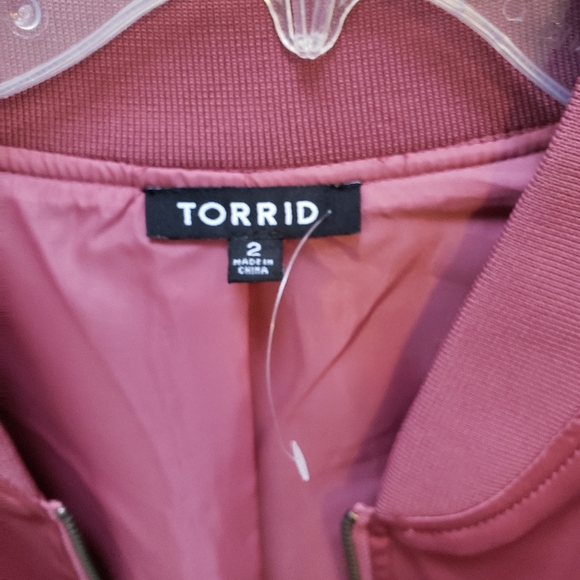 NWOT TORRID BOMBER JACKET - Picture 3 of 4